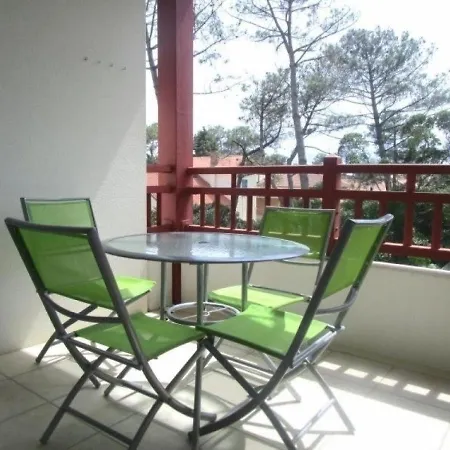A : Port, Plages Et Commerces A Pied, Terrasse Et Parking Prive - Fr-1-239-453 *