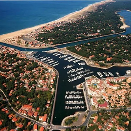 A : Port, Plages Et Commerces A Pied, Terrasse Et Parking Prive - Fr-1-239-453 Lejlighed Capbreton